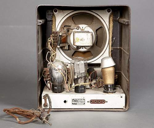 Joseph Goebbels' People's Radio VE-301 Dyn