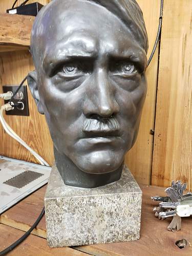 Need information (hitler bust)