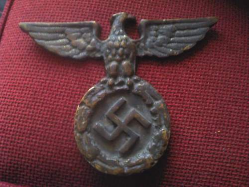 Cast iron eagle with swastika, original?