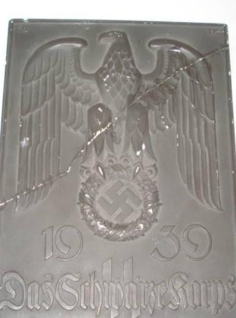 SS Allach Das Schwarze Korps Plaque Opinions