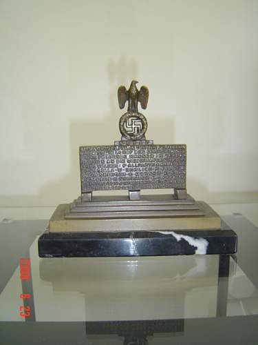 Bronze Memorial of the Blood Order (Feldhernnhalle)