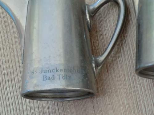 SS Junckerschule Bad Tölz Milk Jugs?