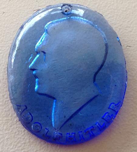 Adolf Hitler Crystal pendant, real or fake?