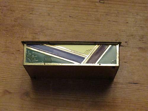 Experssionist/Art Deco Flak Box