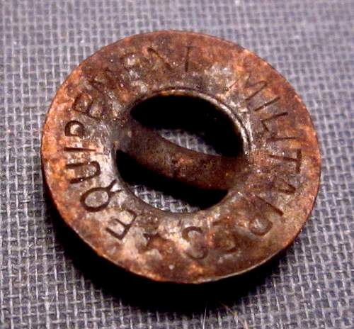 German porcelain fragments  and makers marks on other items  from conflict archaeology excavation in Finland