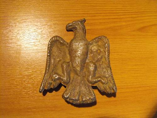 Two old cast eagles found at a car boot sale anyone know anything please?
