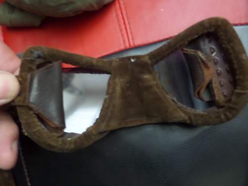 Help needed with unknown goggles found on car boot sale