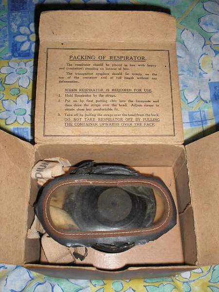 UK issue gas mask to civilians, WWII