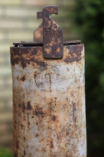 German transport canisters for Flak 88 and 12,7 cm SKC34 found in Norway!