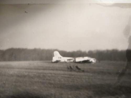 WWII US photo album pick up