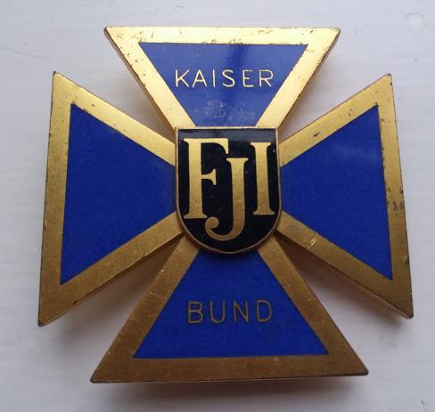 Austro-Hungarian Patriotic badge- Opinions sought