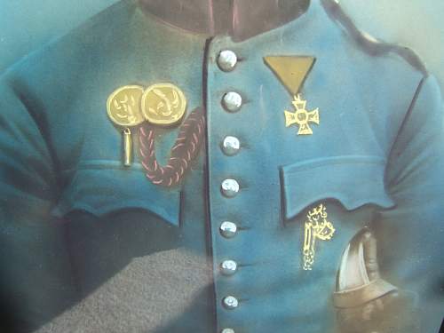 Need help I.D.ing this uniform  Austro-Hungrian?