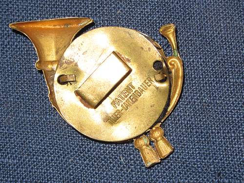 Ww1 austro hungarian shako jager horn badge ?