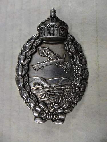 WWI German Pilots badge, real or fake?