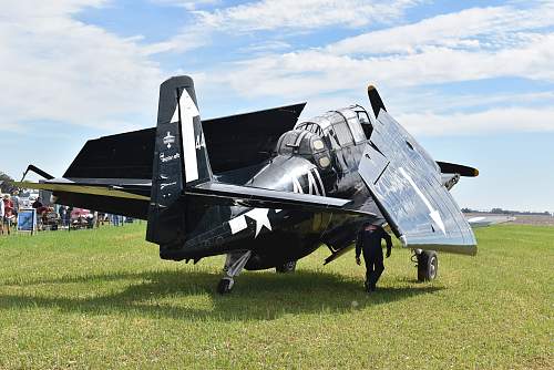 Serpentine Air Race 100th Anniversary Show