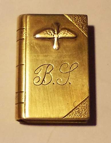 unidentified lighter