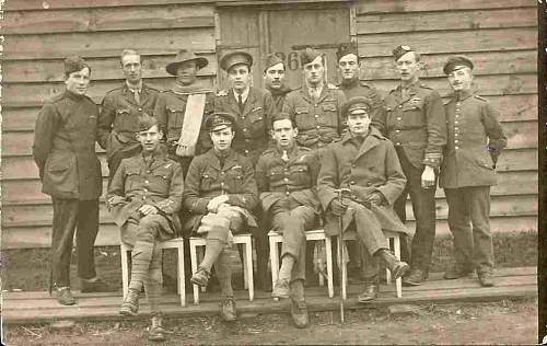 The Uniform Group of an American volunteer with the RFC