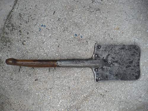 Need help on this entrenching tool