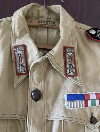 Help it Italian eBay uniform.