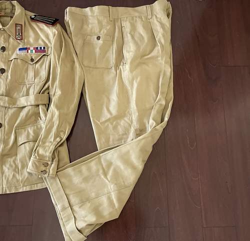 Help it Italian eBay uniform.