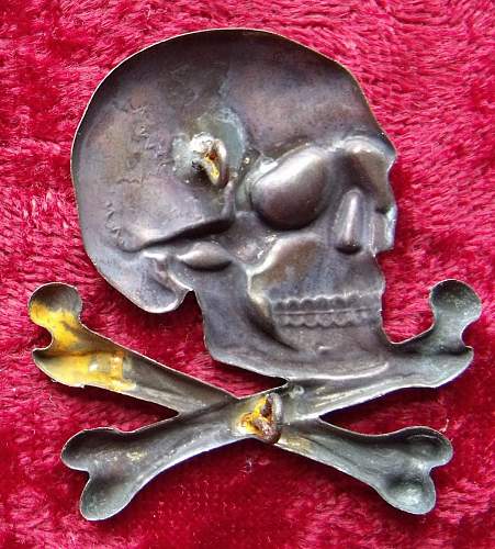 Skull insignia for Spanish Lusitania cavalry regiment