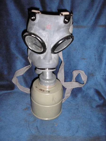 Royal Yugoslav Army gas mask