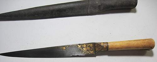 Need help ID'ing a possible hunting knife...