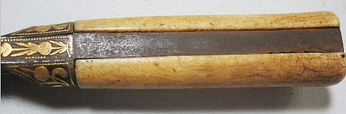 Need help ID'ing a possible hunting knife...