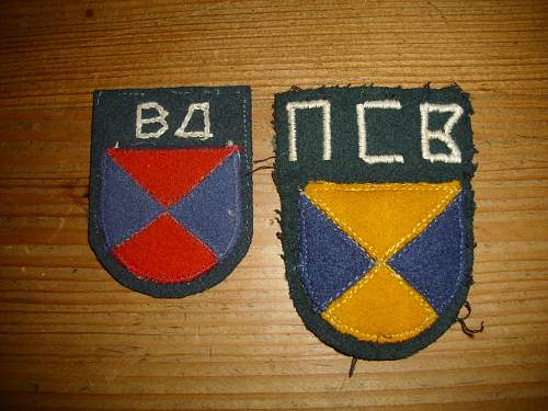 Uniforms and insignia for Cossack and ROA/POA