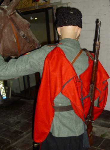 Uniforms and insignia for Cossack and ROA/POA