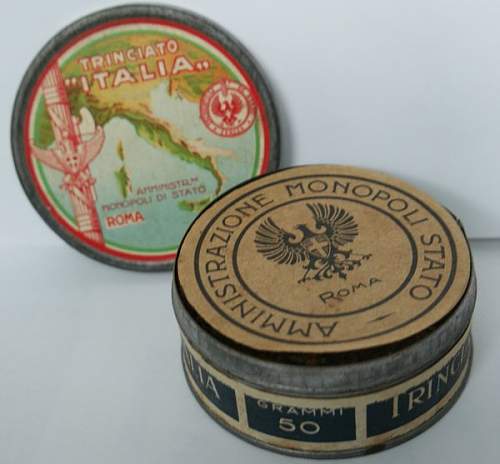 Italian Fascist era Tobacco Tin with Contents !