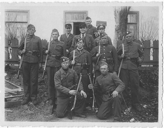 Uniforms and insignia for Cossack and ROA/POA