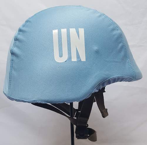 German B862 Helmet - UN