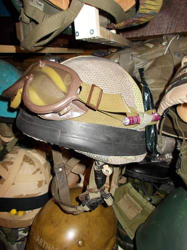 Israeli orlite helmet and Mitznefet