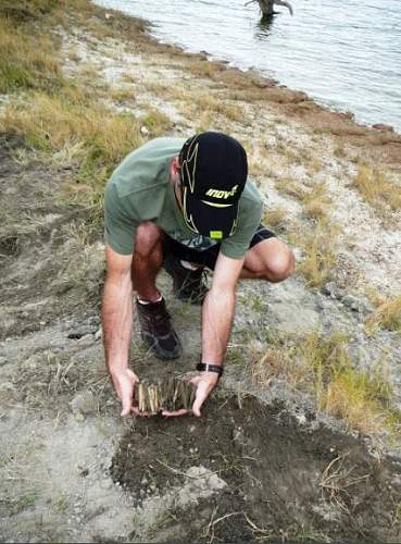 Australian  WWII - Far North  Queensland Metal detecting and  recovery