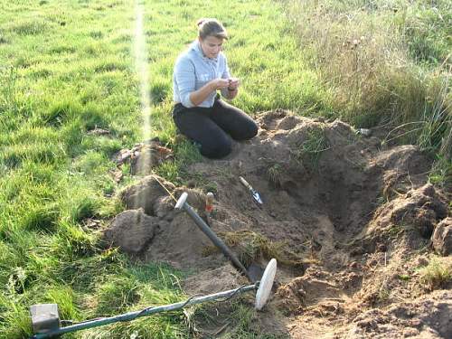 101st Abn D-Day Cricket back garden...