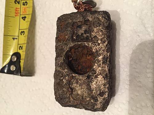 Found metal detecting -any ideas please?