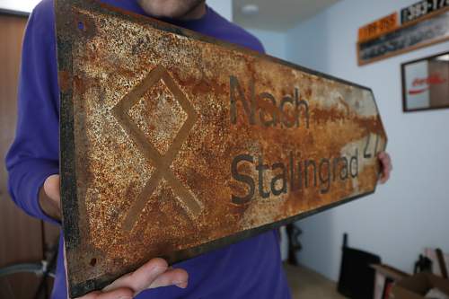 Original &quot;Nach Stalingrad&quot; sign from the 14th Panzer Division