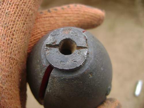 Grenades (ammunition) of the First and Second World War. View from the inside