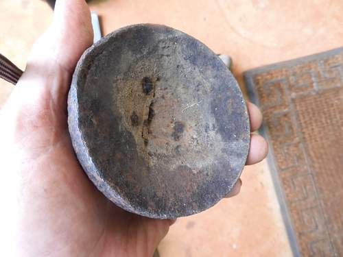 Australian  WWII - Far North  Queensland Metal detecting and  recovery