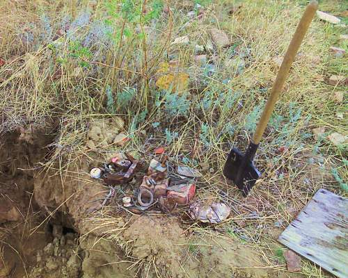 Stalingrad: digging near Gorodis&#1089;he &amp; Gumrak