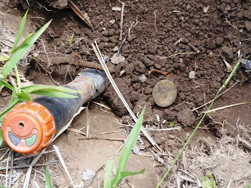 Australian  WWII - Far North  Queensland Metal detecting and  recovery