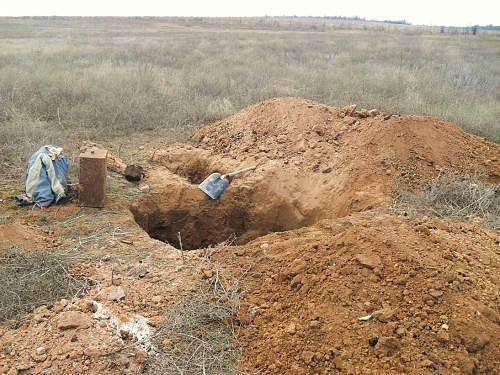 Stalingrad: digging near Gorodis&#1089;he &amp; Gumrak