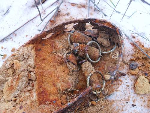 Stalingrad: digging near Gorodis&#1089;he &amp; Gumrak