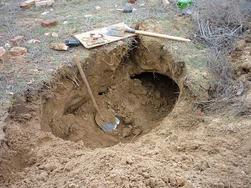 Stalingrad: digging near Gorodis&#1089;he &amp; Gumrak