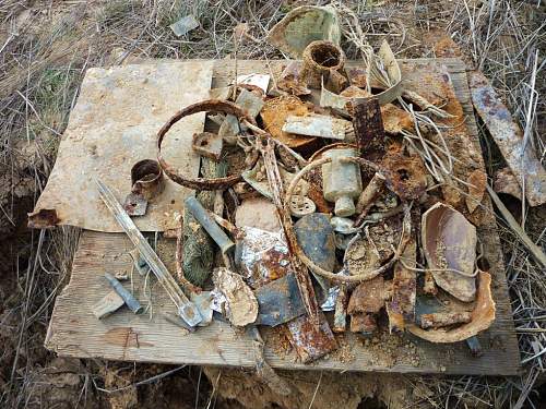 Stalingrad: digging near Gorodis&#1089;he &amp; Gumrak