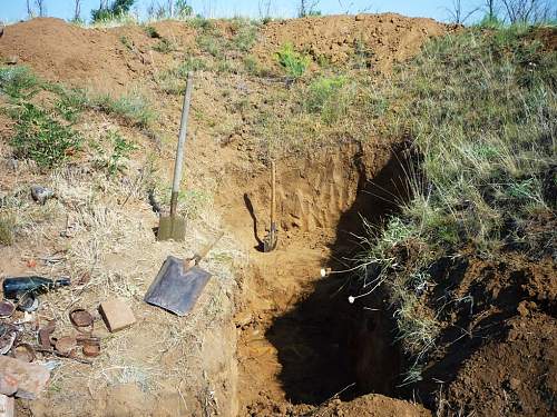 Stalingrad: digging near Gorodis&#1089;he &amp; Gumrak