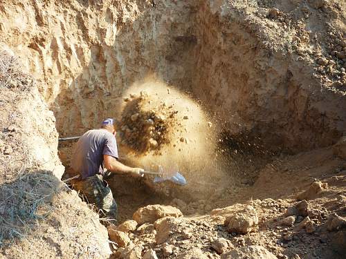 Stalingrad: digging near Gorodis&#1089;he &amp; Gumrak