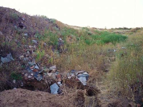 Stalingrad: digging near Gorodis&#1089;he &amp; Gumrak