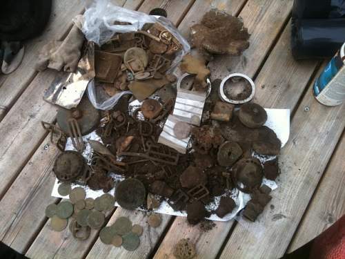 Metal Detecting Rally turns into unexpected WW2 Dump Dig!!!